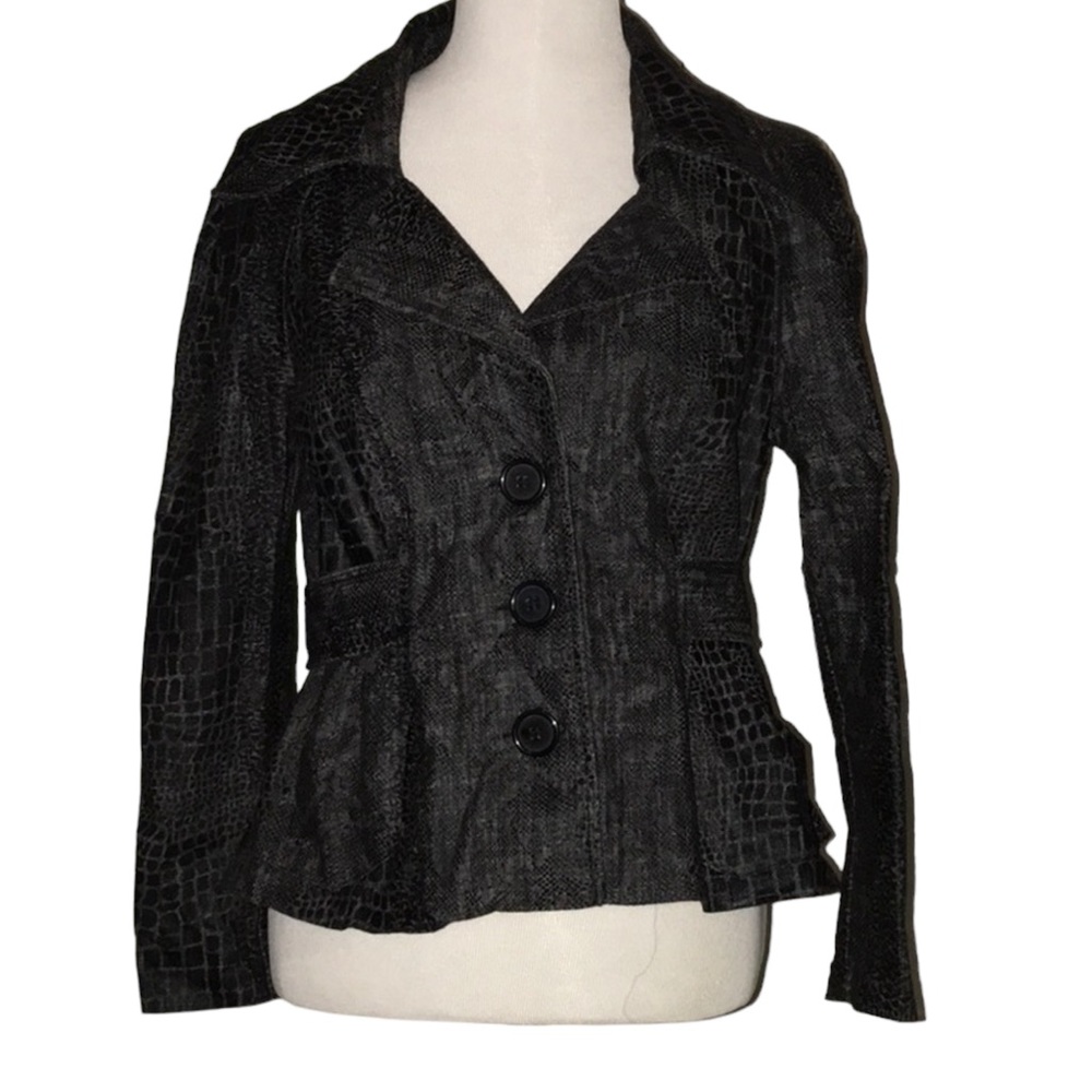 D.F.A. NEW YORK JEAN BUTTON DOWN SNAKESKIN DESIGN